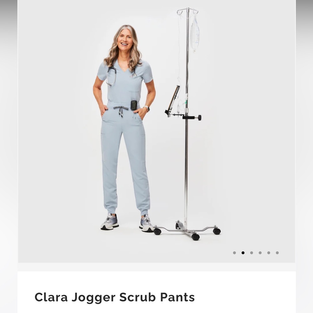 FIGS Clara Jogger Scrub Pants M tall- dusty blue